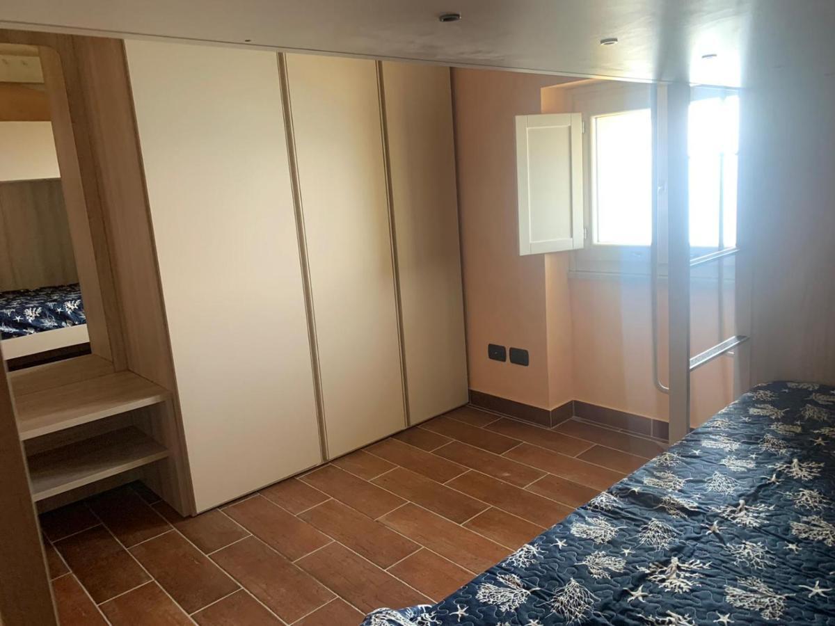 Apartamento La Terrazza Nel Blu Imperia Exterior foto